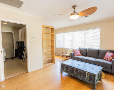 6552 E 2nd Street - Photo Thumbnail 14