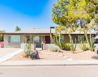 6552 E 2nd Street - Photo Thumbnail 1