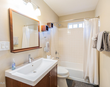 6552 E 2nd Street - Photo Thumbnail 16