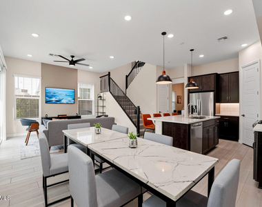 5036 E Campo Bello Drive - Photo Thumbnail 5