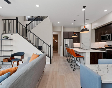 5036 E Campo Bello Drive - Photo Thumbnail 15