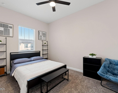 5036 E Campo Bello Drive - Photo Thumbnail 20