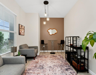 5036 E Campo Bello Drive - Photo Thumbnail 10
