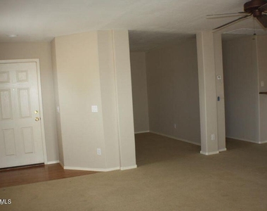 21552 N Duncan Drive - Photo Thumbnail 6