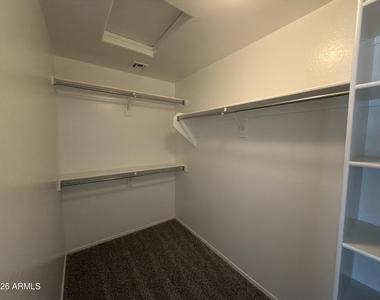 7826 S 72nd Lane - Photo Thumbnail 13