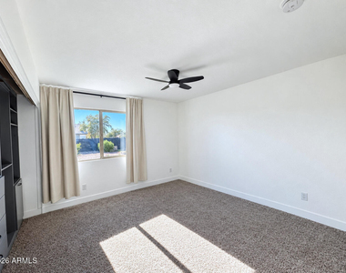 6802 S 44th Place Place - Photo Thumbnail 8