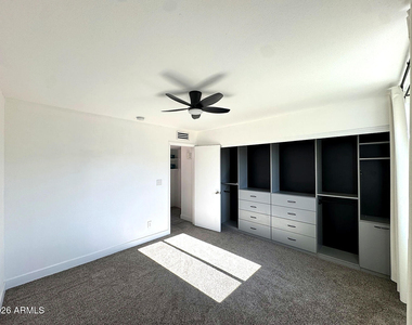6802 S 44th Place Place - Photo Thumbnail 9