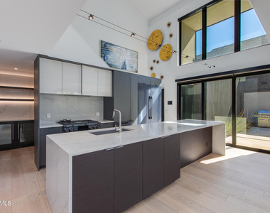 1333 E Pomelo Grove Lane - Photo Thumbnail 3