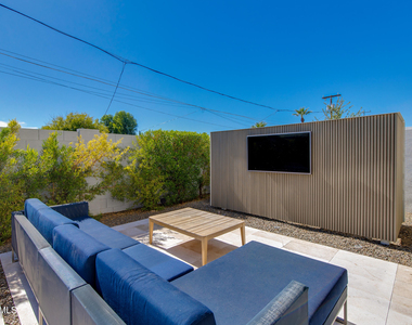 1333 E Pomelo Grove Lane - Photo Thumbnail 17