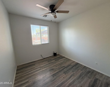 14934 W Georgia Drive - Photo Thumbnail 6