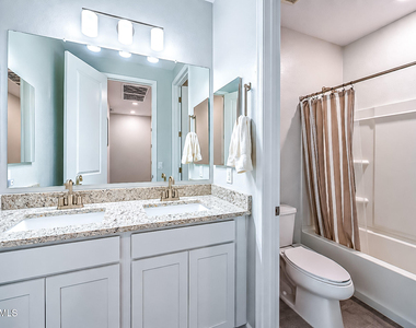18271 W Paraiso Drive - Photo Thumbnail 19
