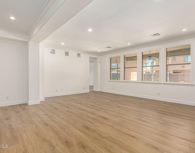 3771 E Leo Place - Photo Thumbnail 2