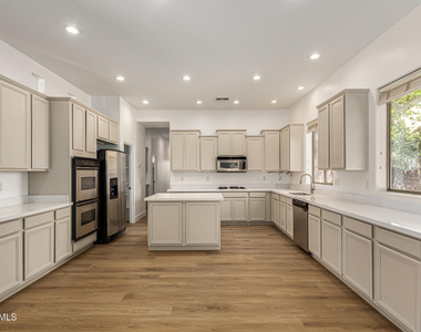 3771 E Leo Place - Photo Thumbnail 6