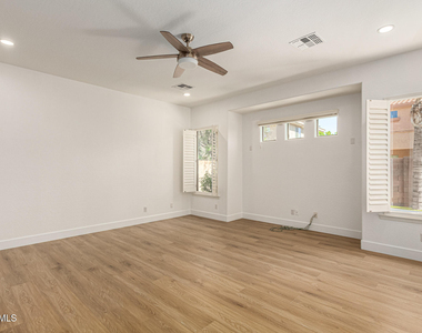 3771 E Leo Place - Photo Thumbnail 4