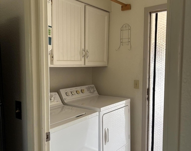 1110 W Hermosa Drive - Photo Thumbnail 8