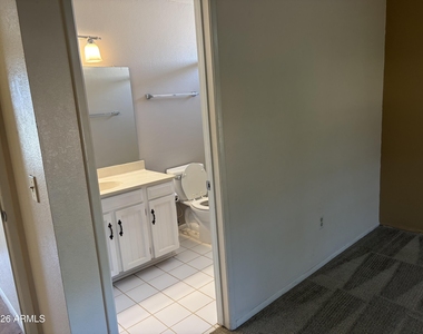 1110 W Hermosa Drive - Photo Thumbnail 5