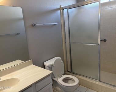 1110 W Hermosa Drive - Photo Thumbnail 6