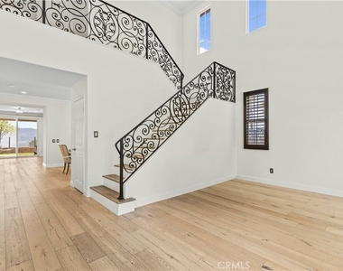 18458 Lakepointe - Photo Thumbnail 1