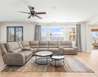 18458 Lakepointe - Photo Thumbnail 13