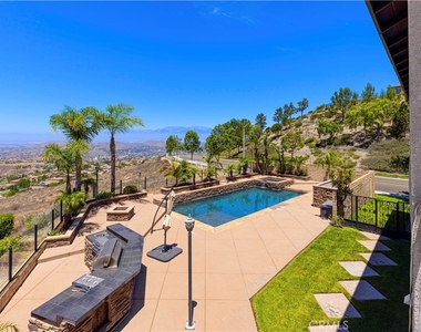 18458 Lakepointe - Photo Thumbnail 46