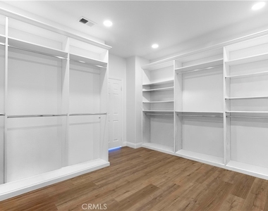 18458 Lakepointe - Photo Thumbnail 44
