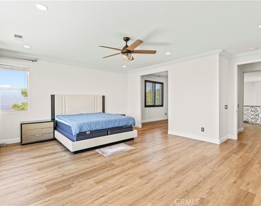 18458 Lakepointe - Photo Thumbnail 35