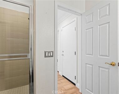 18458 Lakepointe - Photo Thumbnail 7