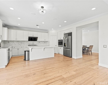 18458 Lakepointe - Photo Thumbnail 19