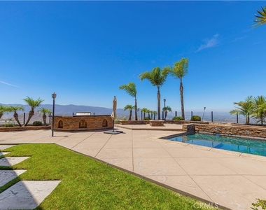 18458 Lakepointe - Photo Thumbnail 26