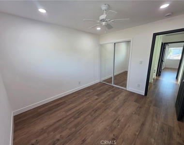 900 Statler Street - Photo Thumbnail 15