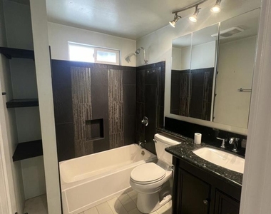 633 E G Street - Photo Thumbnail 12