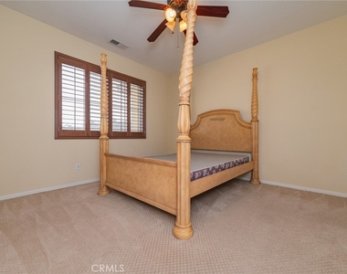 6221 Ruby Crest - Photo Thumbnail 32