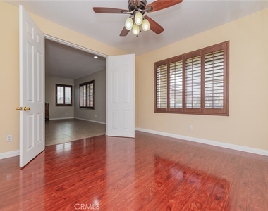 6221 Ruby Crest - Photo Thumbnail 8