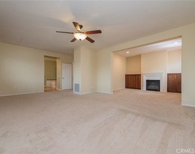 6221 Ruby Crest - Photo Thumbnail 23