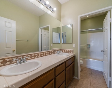 6221 Ruby Crest - Photo Thumbnail 24