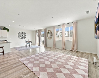 29553 Tulipwood - Photo Thumbnail 7