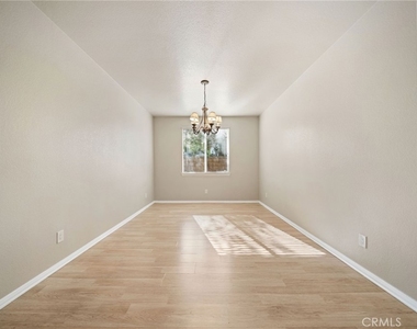 3175 Sand Pine - Photo Thumbnail 3