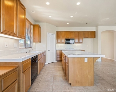 3175 Sand Pine - Photo Thumbnail 9