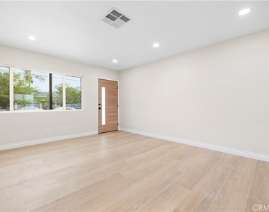 12978 Kamloops Street - Photo Thumbnail 10