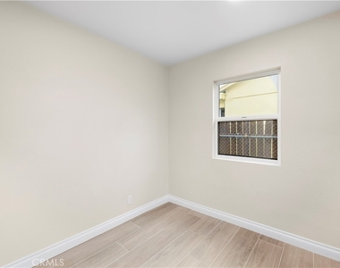 12978 Kamloops Street - Photo Thumbnail 5