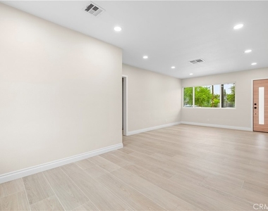 12978 Kamloops Street - Photo Thumbnail 7