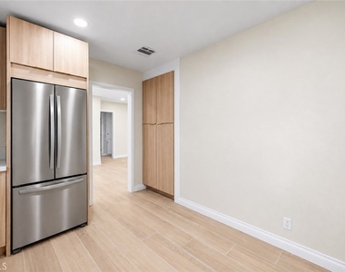 12978 Kamloops Street - Photo Thumbnail 4
