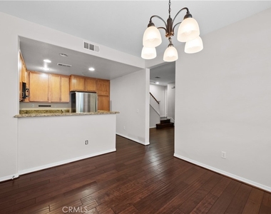 28495 Herrera - Photo Thumbnail 10