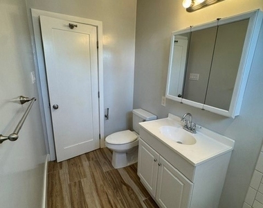 226 N Brighton - Photo Thumbnail 26