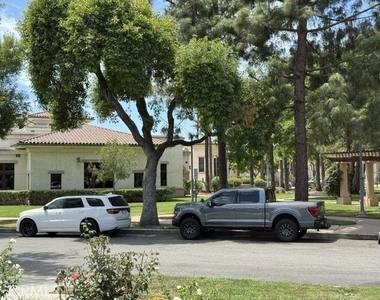 226 N Brighton - Photo Thumbnail 29
