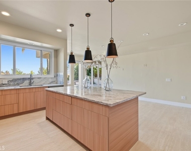 24907 Marbella Court - Photo Thumbnail 15