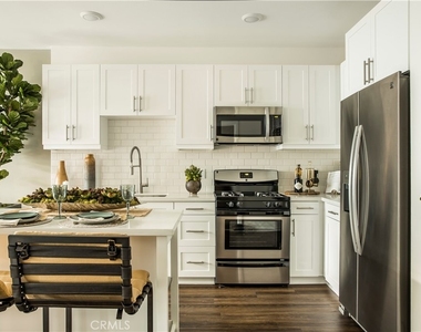 5901 Center Drive - Photo Thumbnail 20