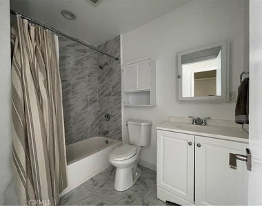 22018 Martinez St - Photo Thumbnail 8