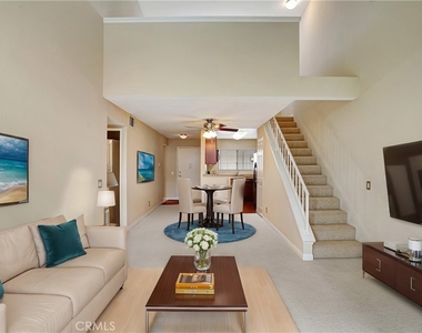 5510 Owensmouth Avenue - Photo Thumbnail 8