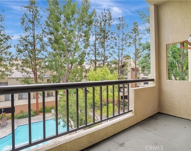 5510 Owensmouth Avenue - Photo Thumbnail 11